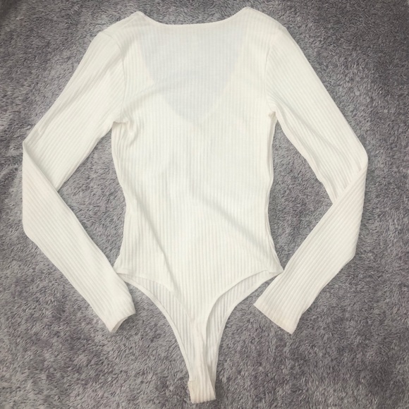 White Ribbed Long Sleeve Bodysuit - Picture 6 of 6